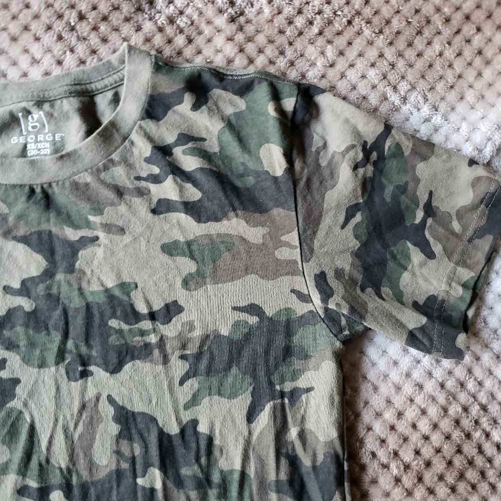 Camo tee shirt